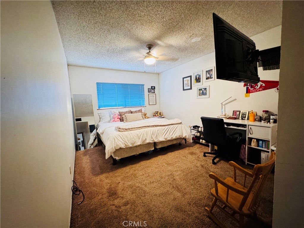 2560 Chestnut Property Photo 33