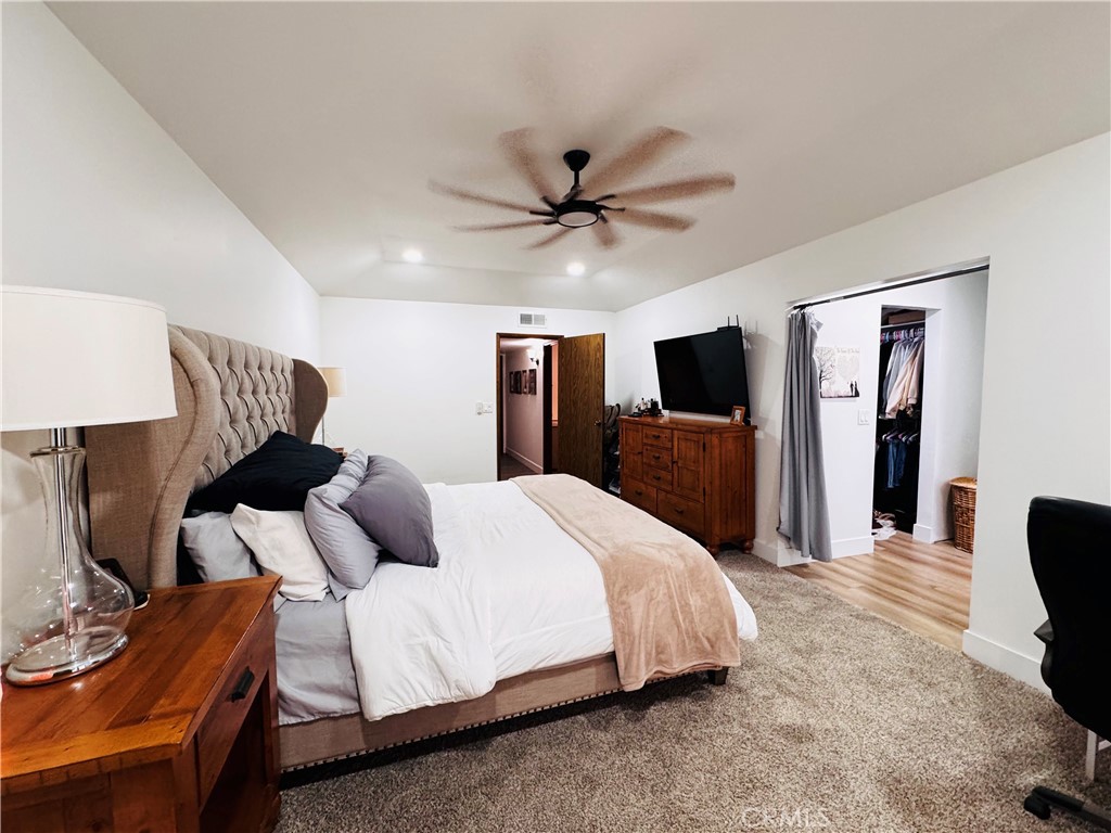 2560 Chestnut Property Photo 35