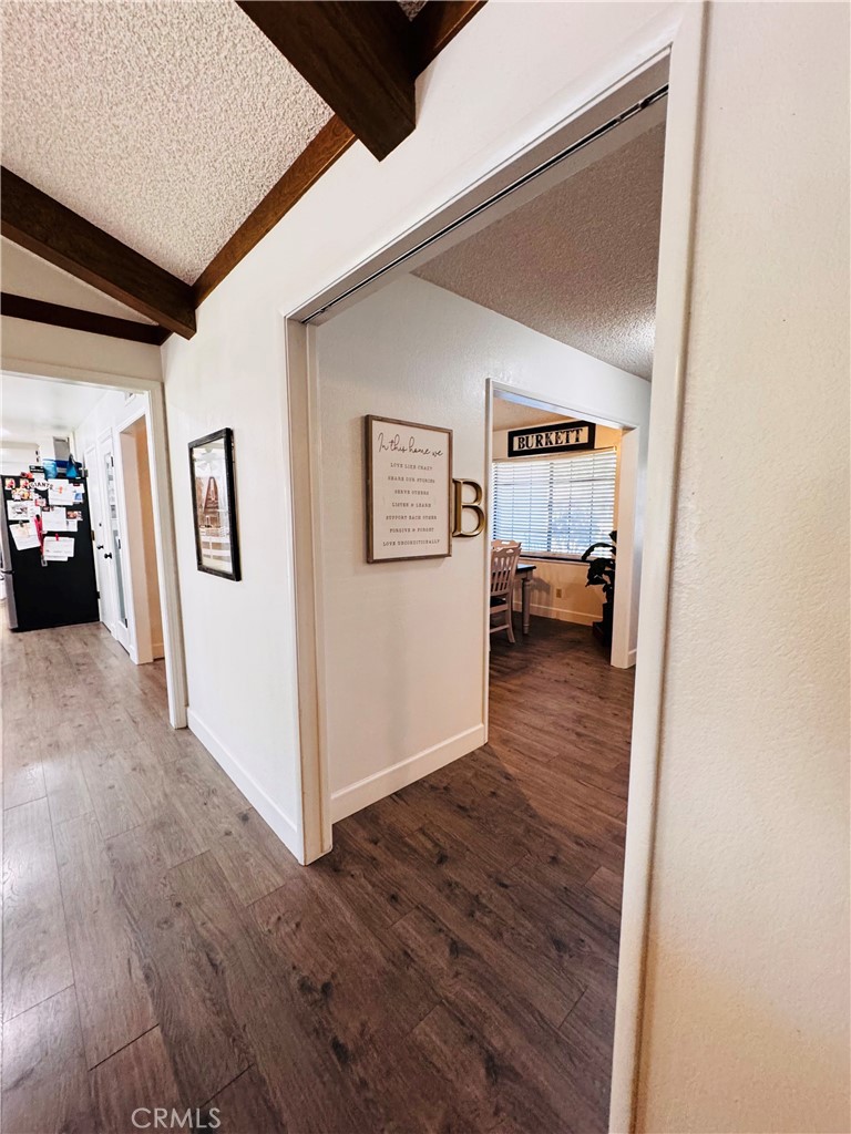 2560 Chestnut Property Photo 48