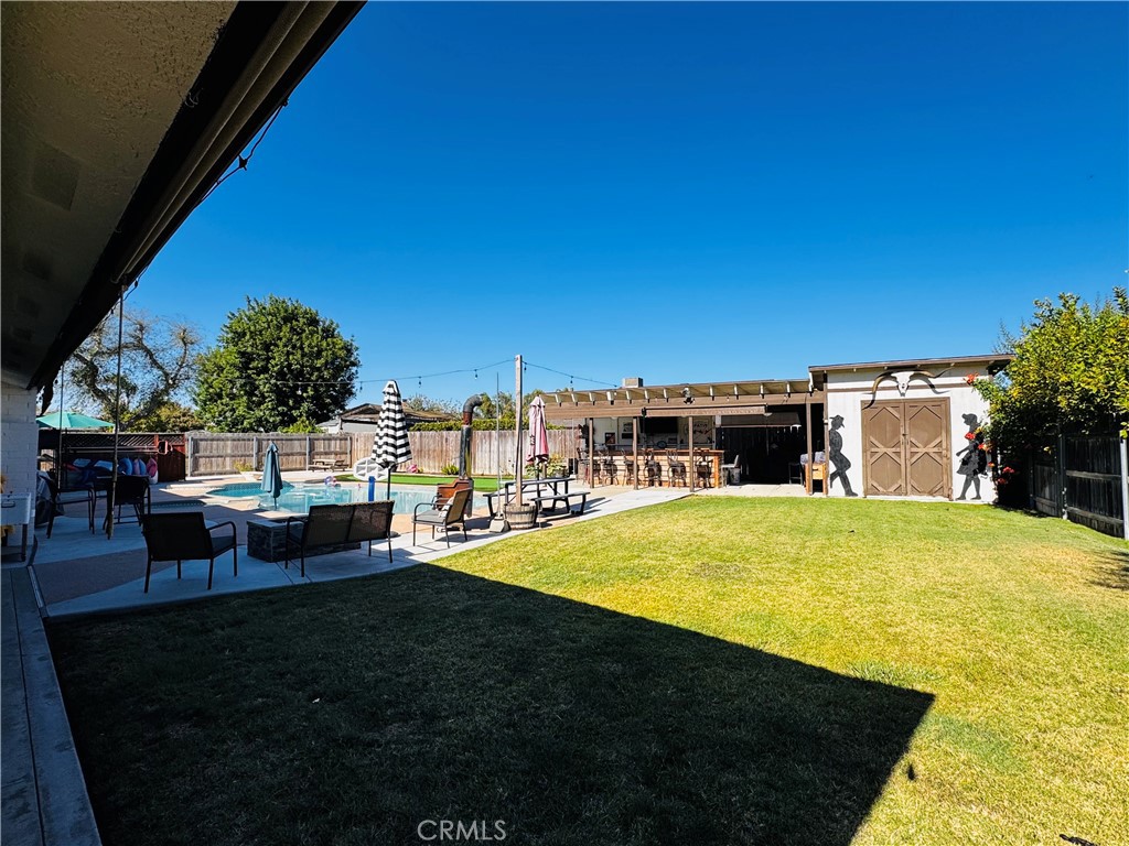 2560 Chestnut Property Photo 57