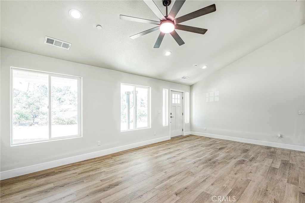 41453 Long Hollow Property Photo 8