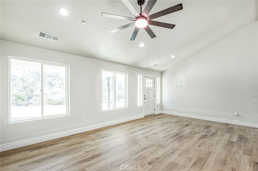 41453 Long Hollow Property Photo 8
