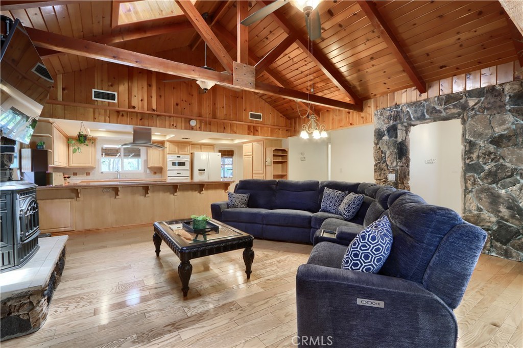 36125 Cedar Lane Property Photo 6