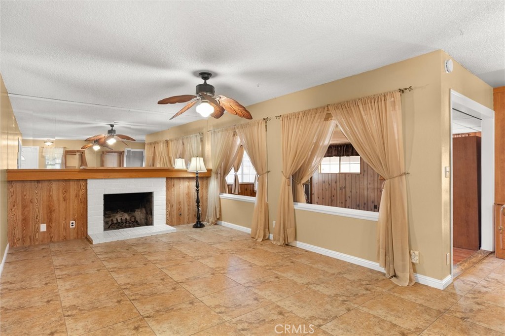 1917 W Flora St Property Photo 6