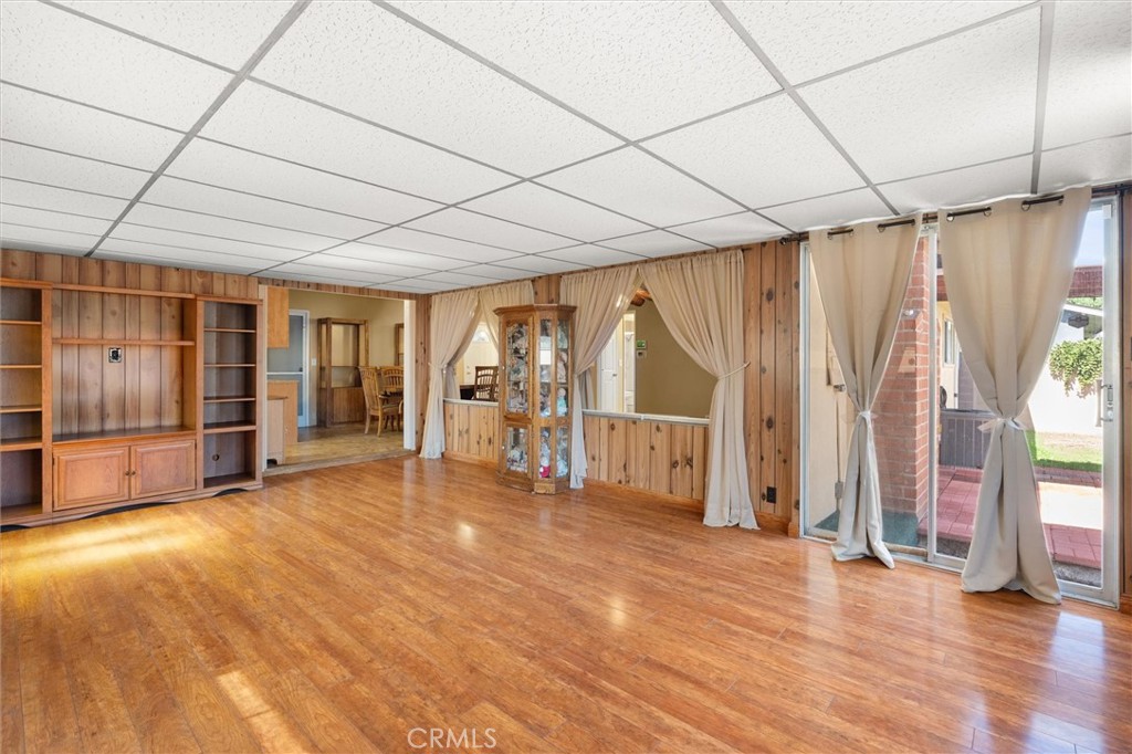 1917 W Flora St Property Photo 15