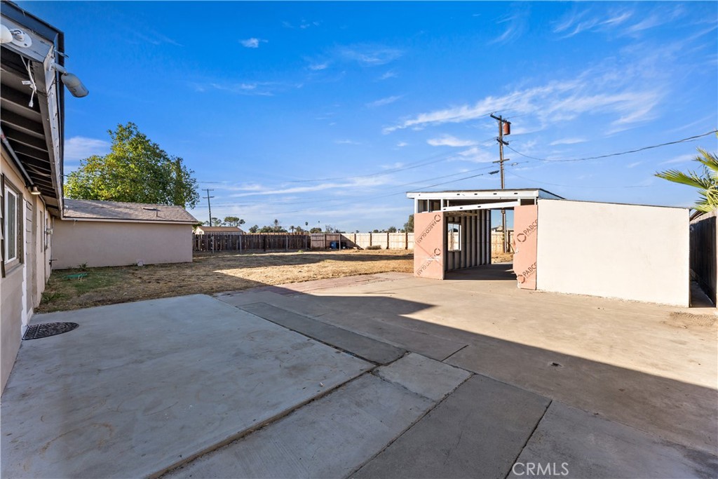 3042 W Mendes Property Photo 21