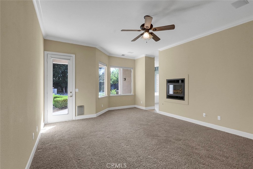 9514 N Larkspur Avenue Property Photo 9