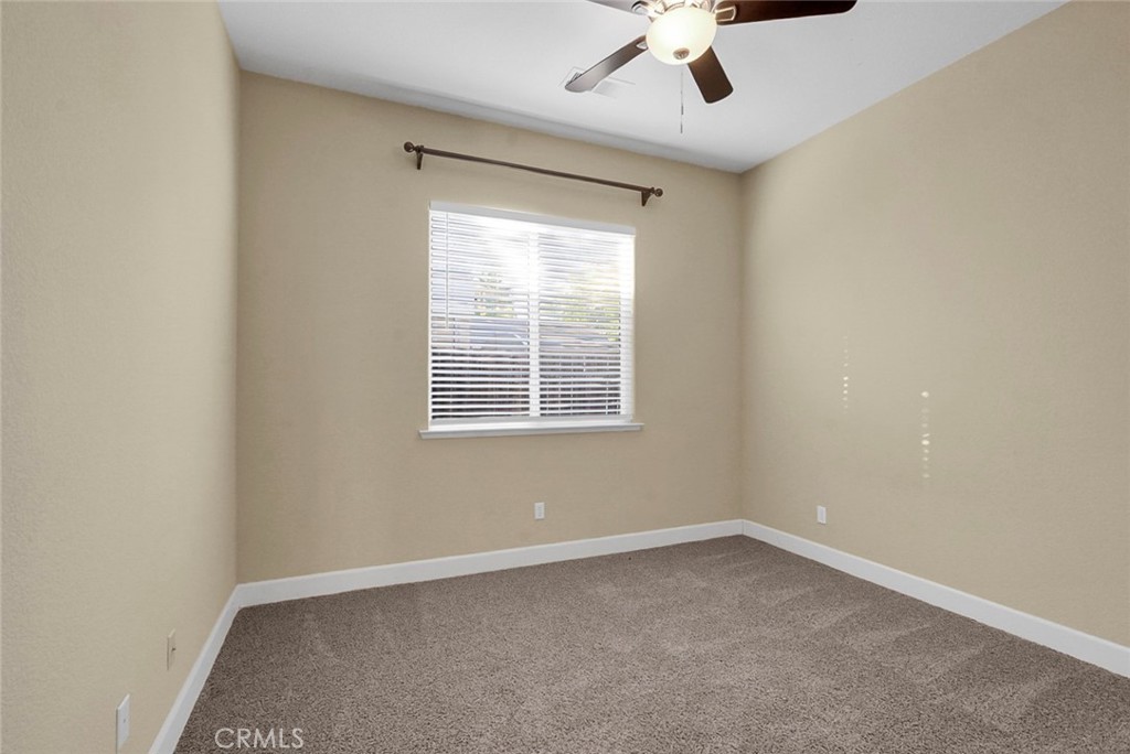 9514 N Larkspur Avenue Property Photo 11