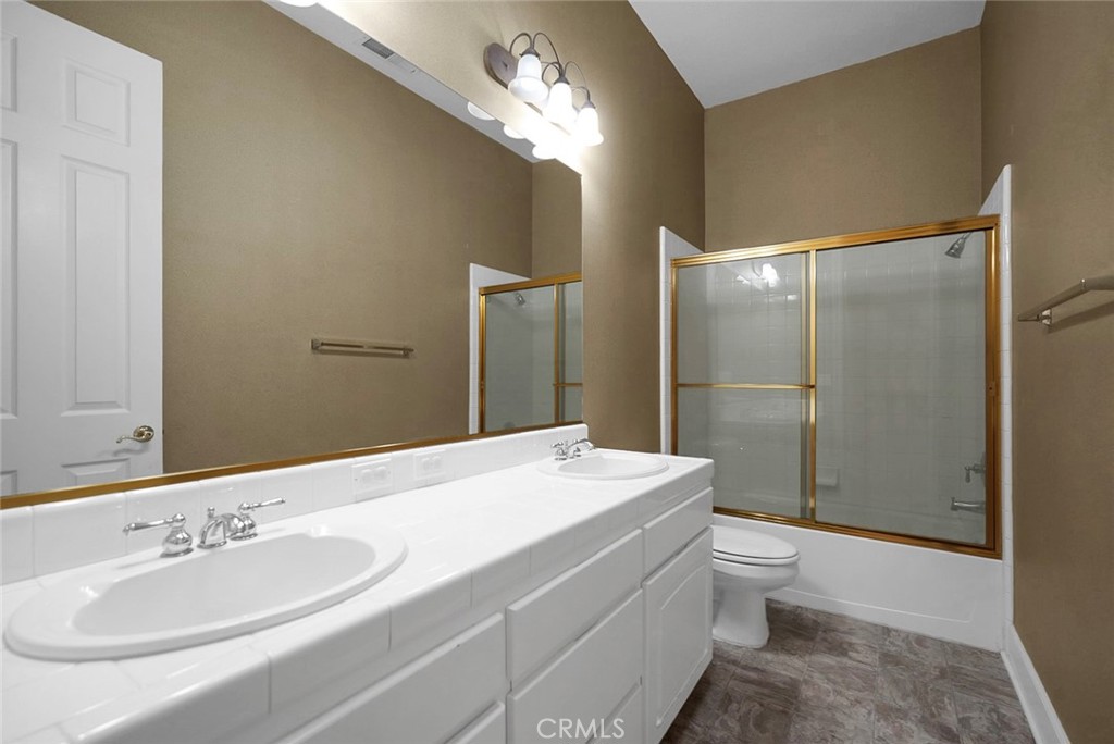9514 N Larkspur Avenue Property Photo 14