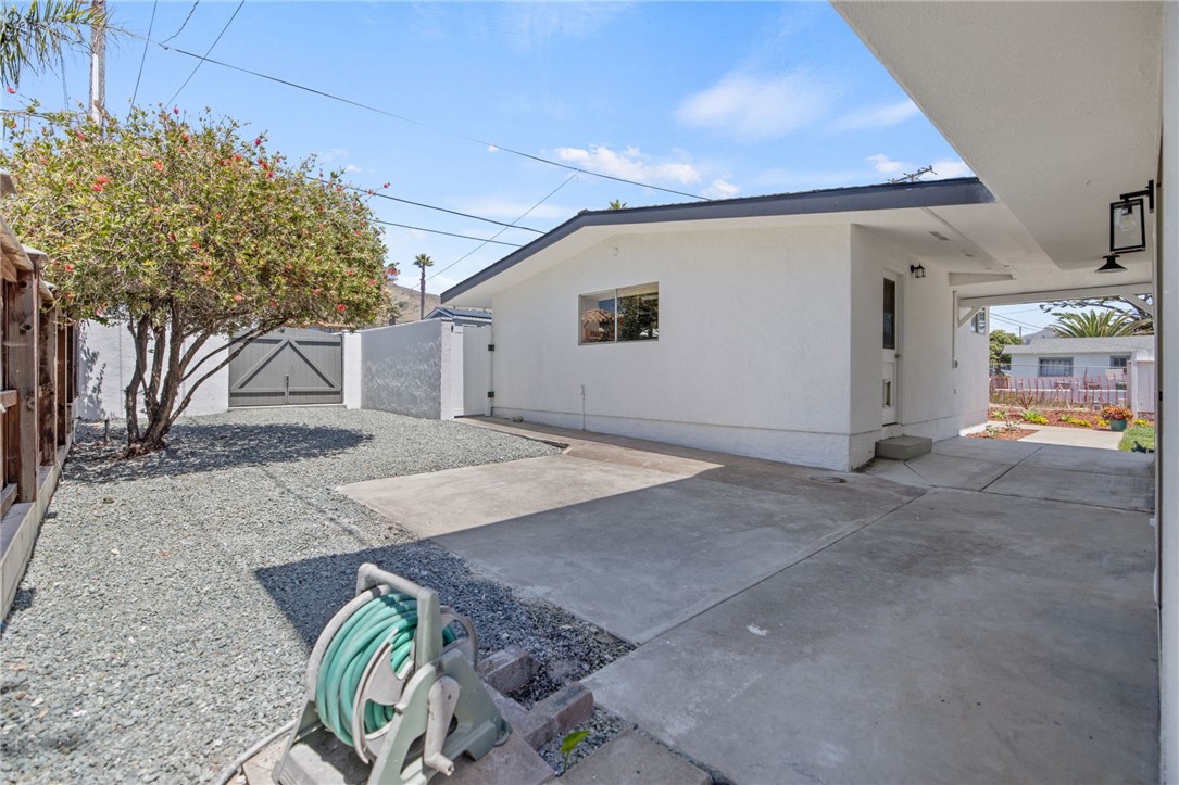 534 Pacific Property Photo 7