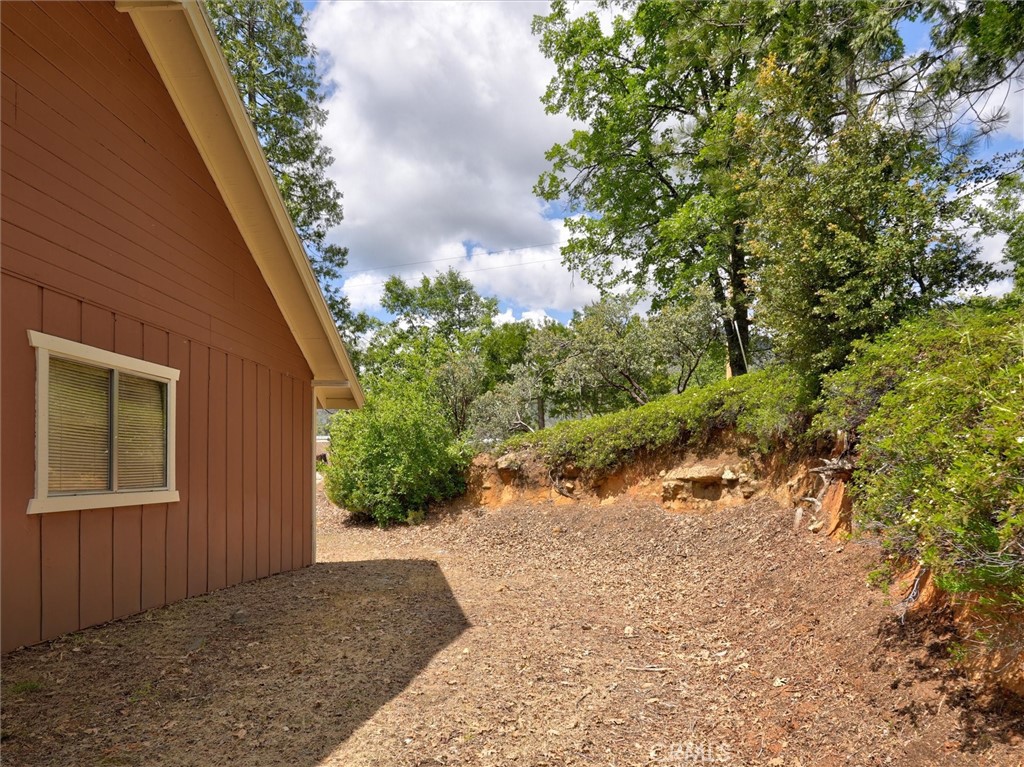 60036 Cascadel Dr S Property Photo 43