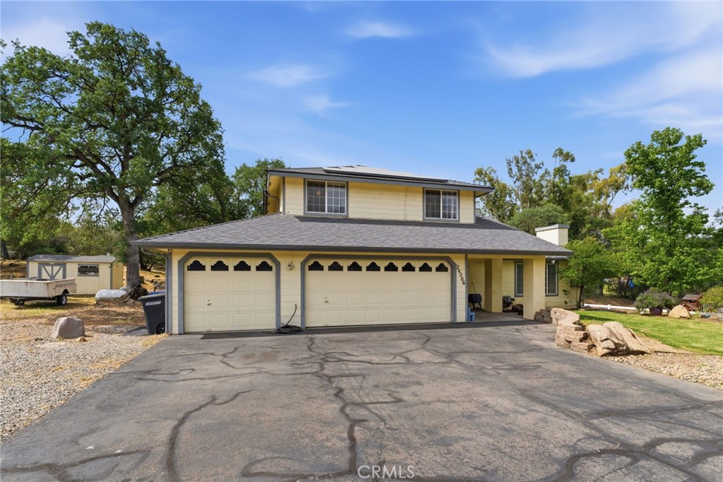 29206 Yosemite Springs Parkway Property Photo 4