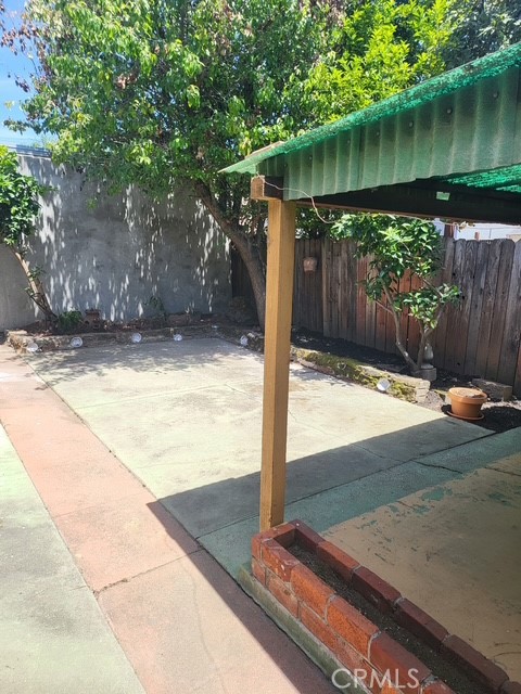 2524 66th Property Photo 18