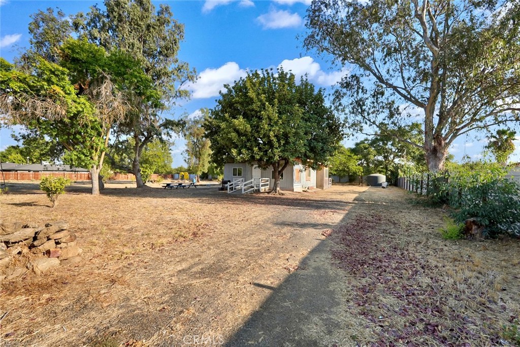 17107 Avenue 24 Property Photo 11