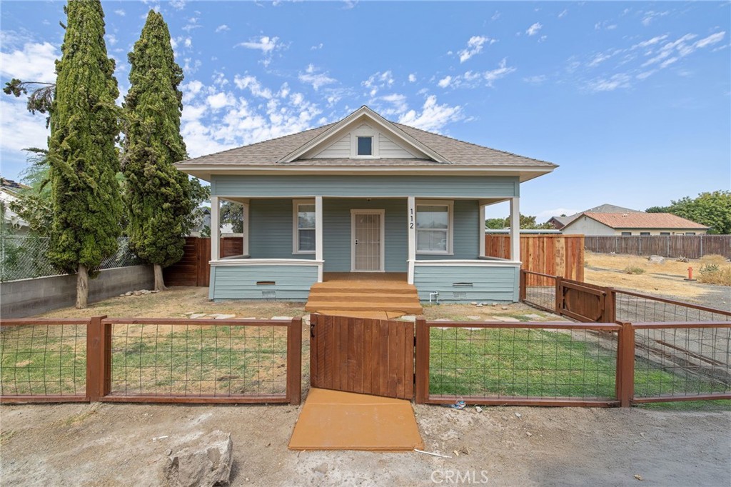 112 Irwin Court Property Photo 1
