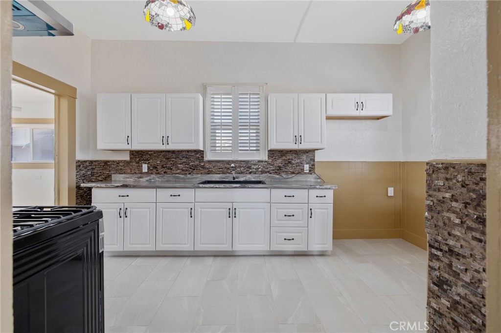 112 Irwin Court Property Photo 16