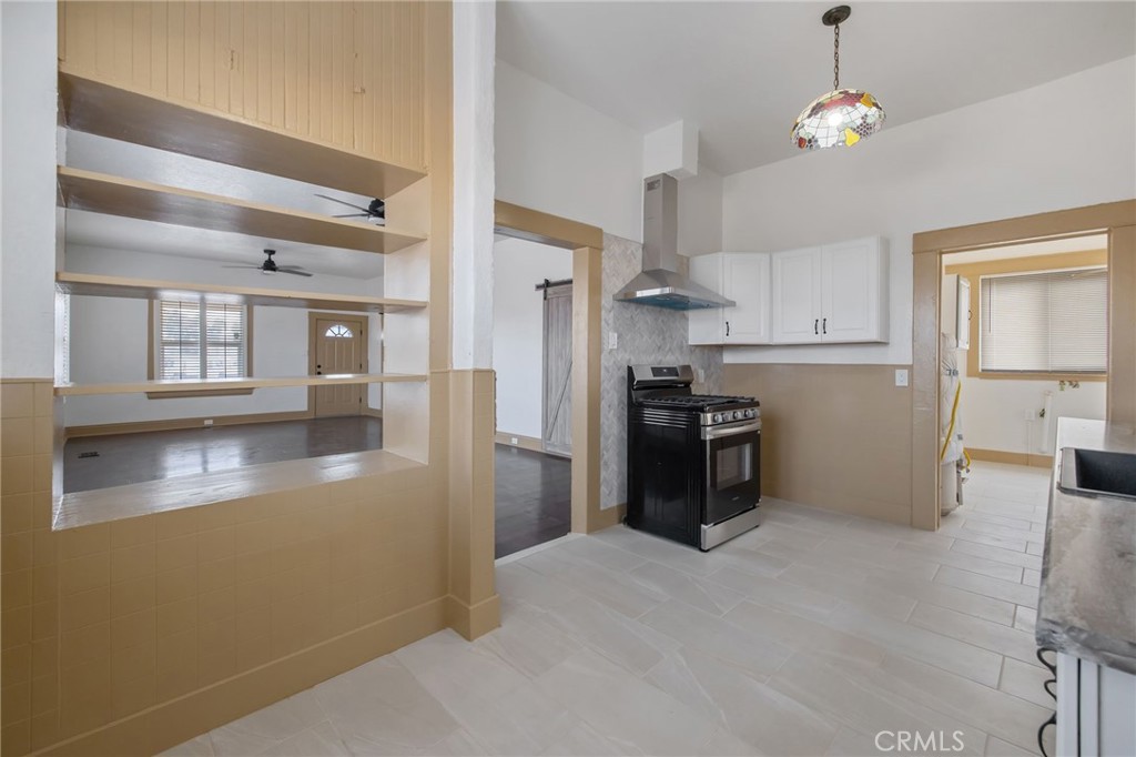 112 Irwin Court Property Photo 17