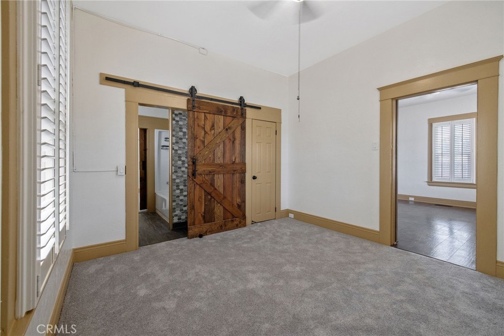 112 Irwin Court Property Photo 28