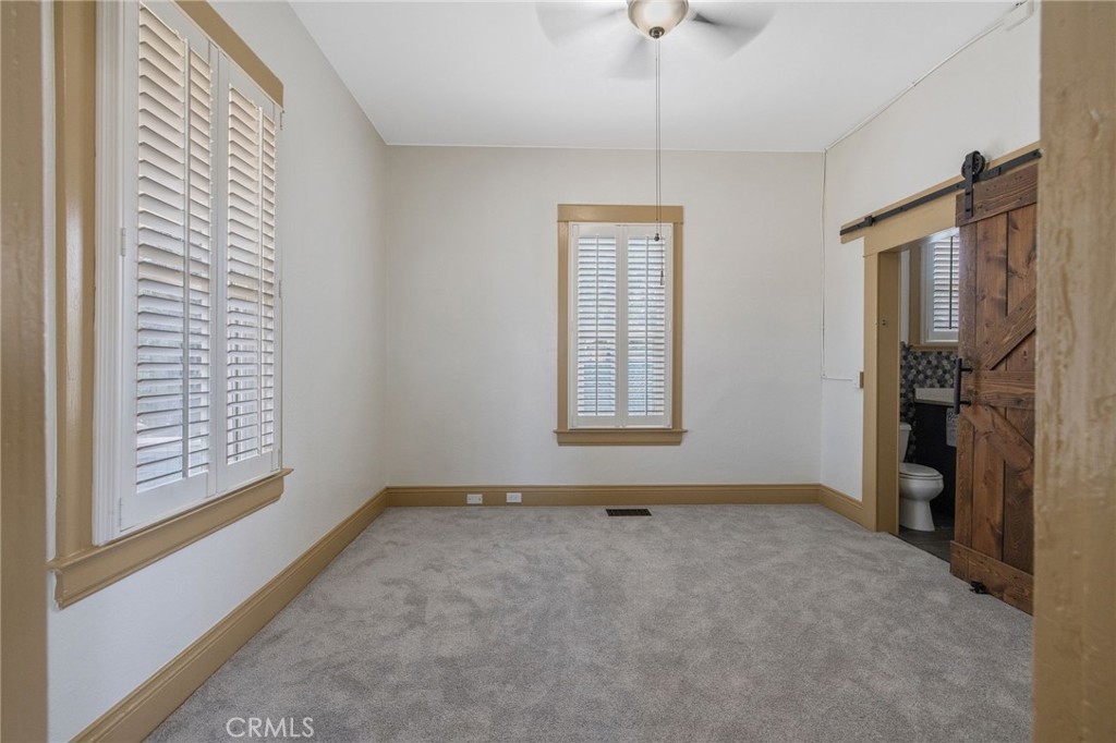112 Irwin Court Property Photo 29