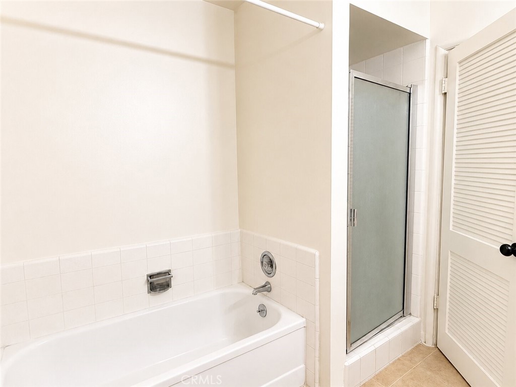 3749 N Fruit C Property Photo 20