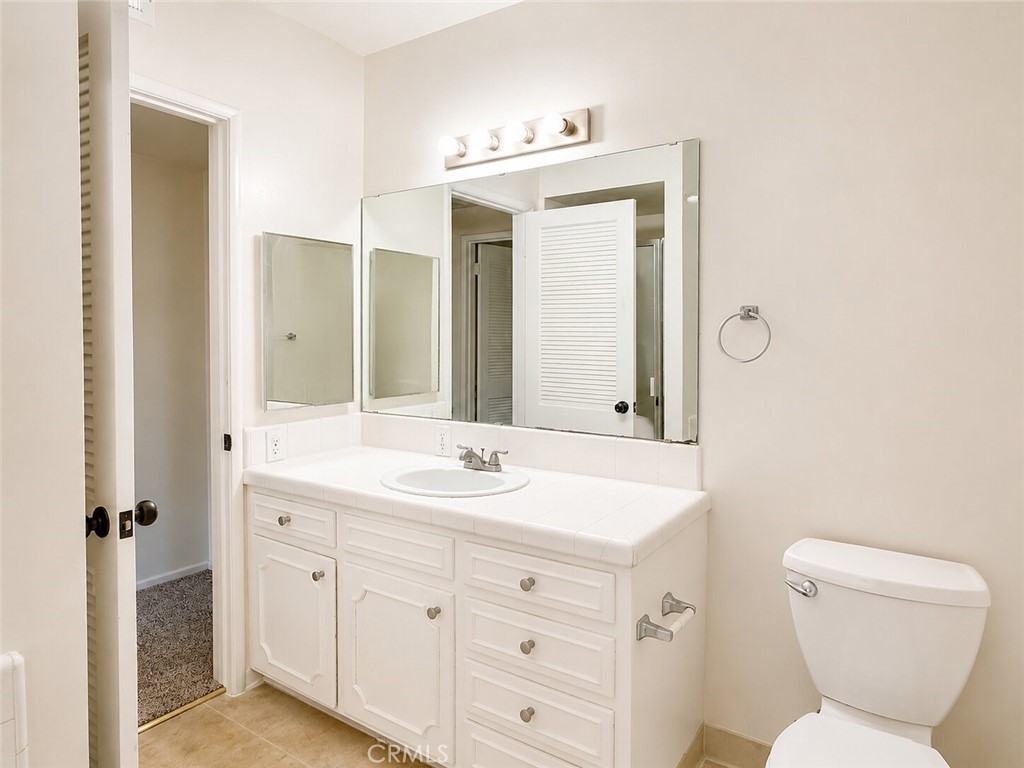 3749 N Fruit C Property Photo 21