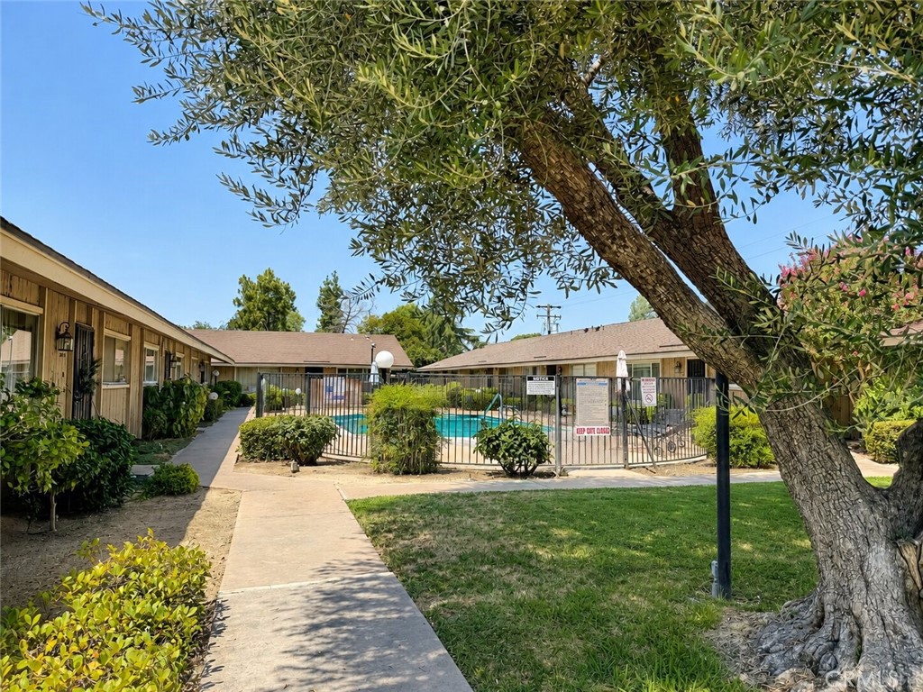 3749 N Fruit C Property Photo 29