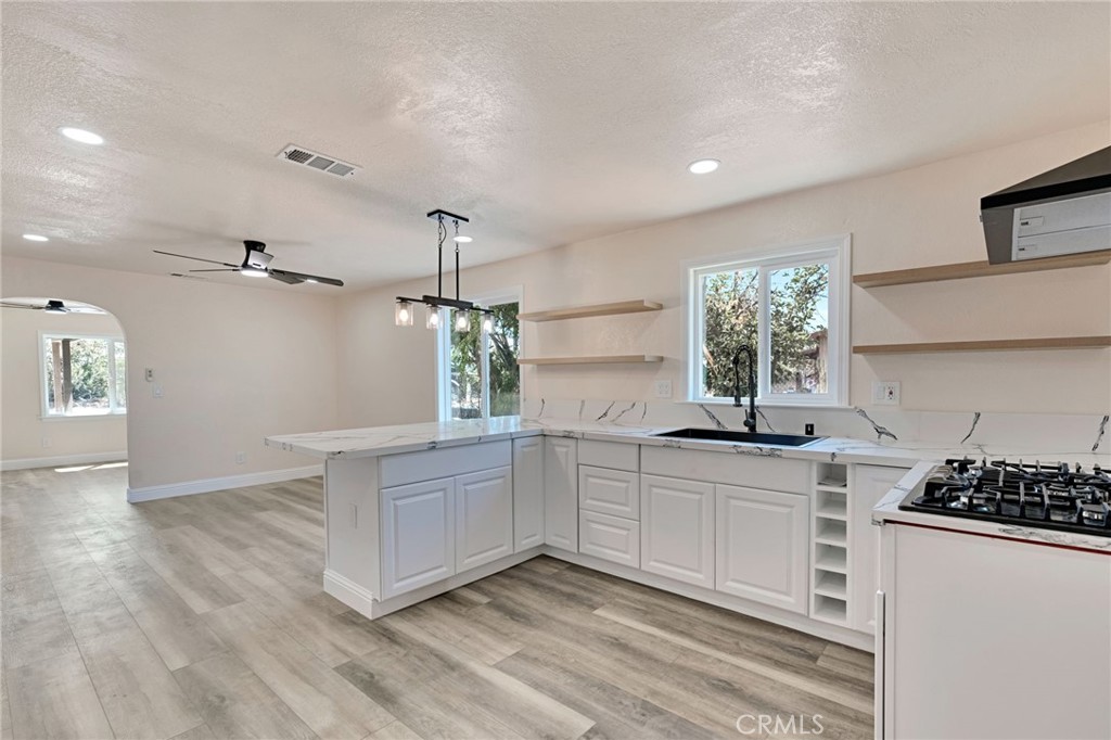 15760 Raymond Property Photo 13