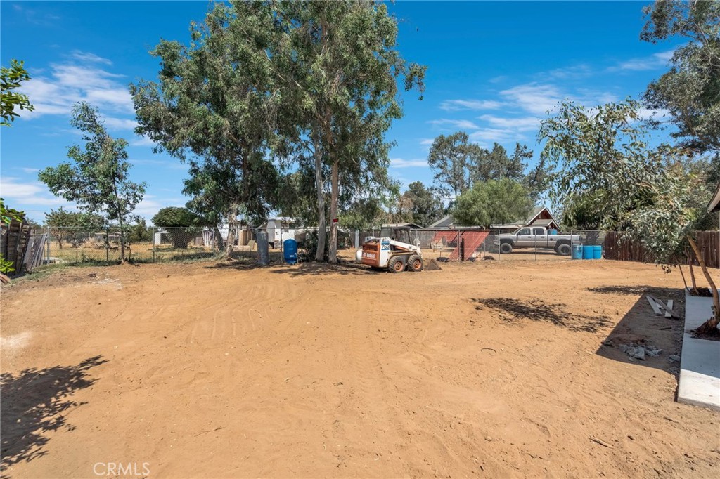 15760 Raymond Property Photo 23