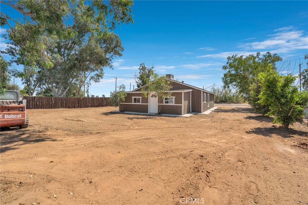 15760 Raymond Property Photo 24