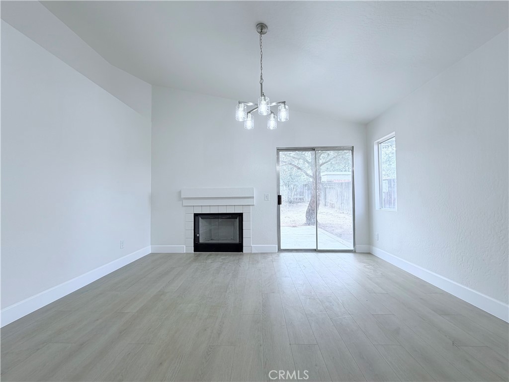 518 E Avenue J11 Property Photo 11