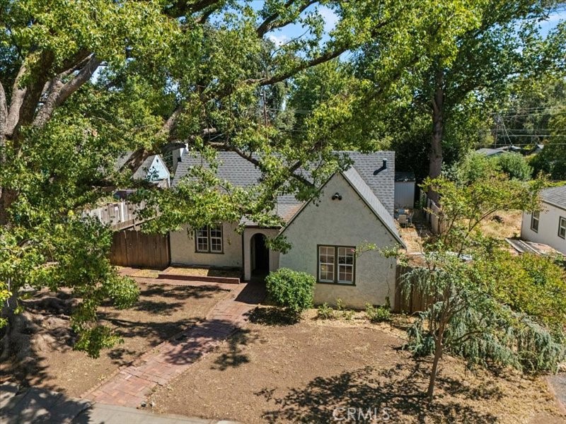 935 Poplar Property Photo 2