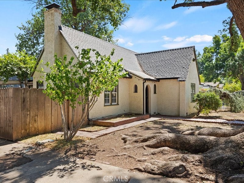 935 Poplar Property Photo 3