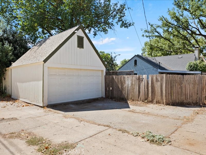 935 Poplar Property Photo 39