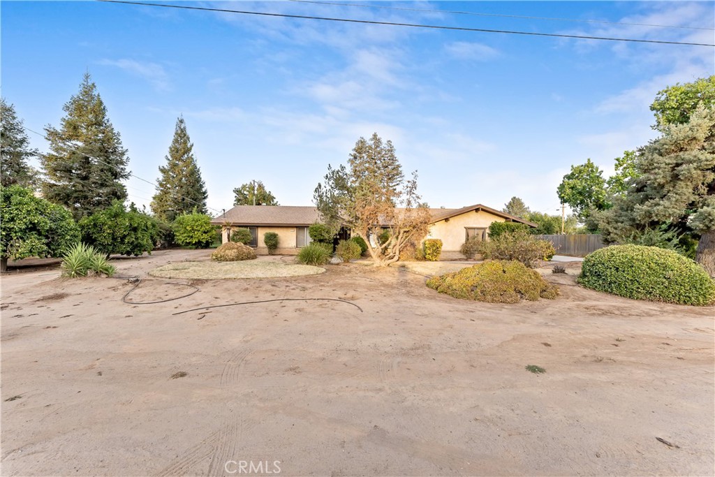 12165 Caron Property Photo 2
