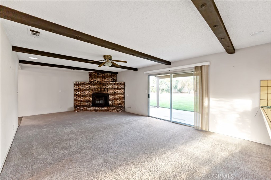 12165 Caron Property Photo 6