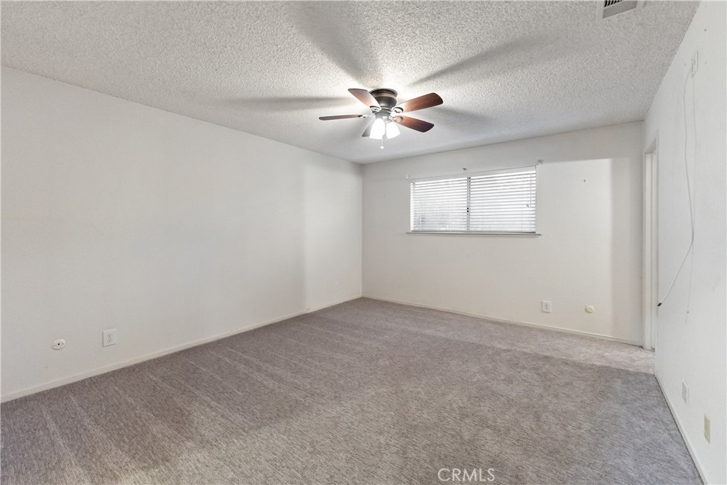 12165 Caron Property Photo 16