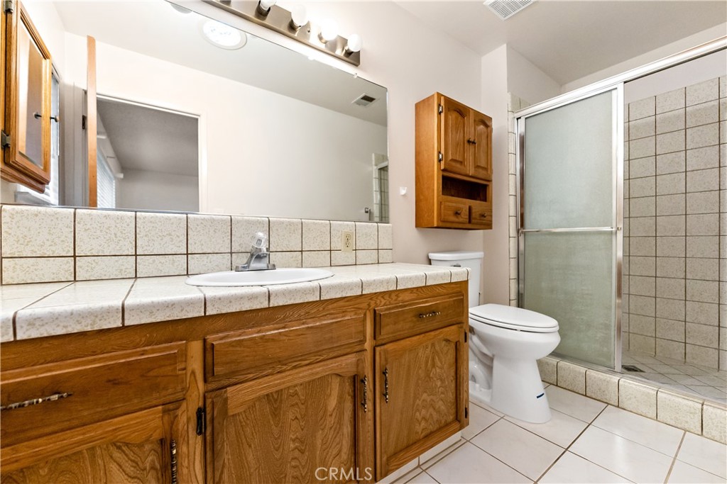 12165 Caron Property Photo 17
