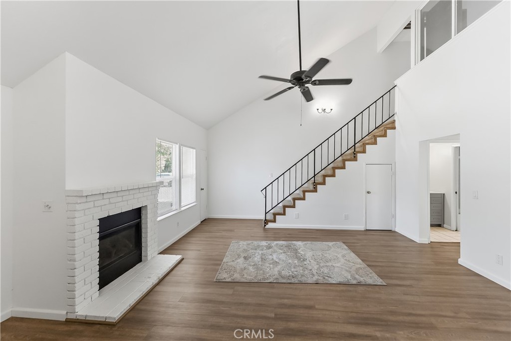 2521 N Selland Avenue Property Photo 4