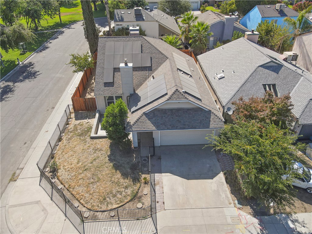 2521 N Selland Avenue Property Photo 24