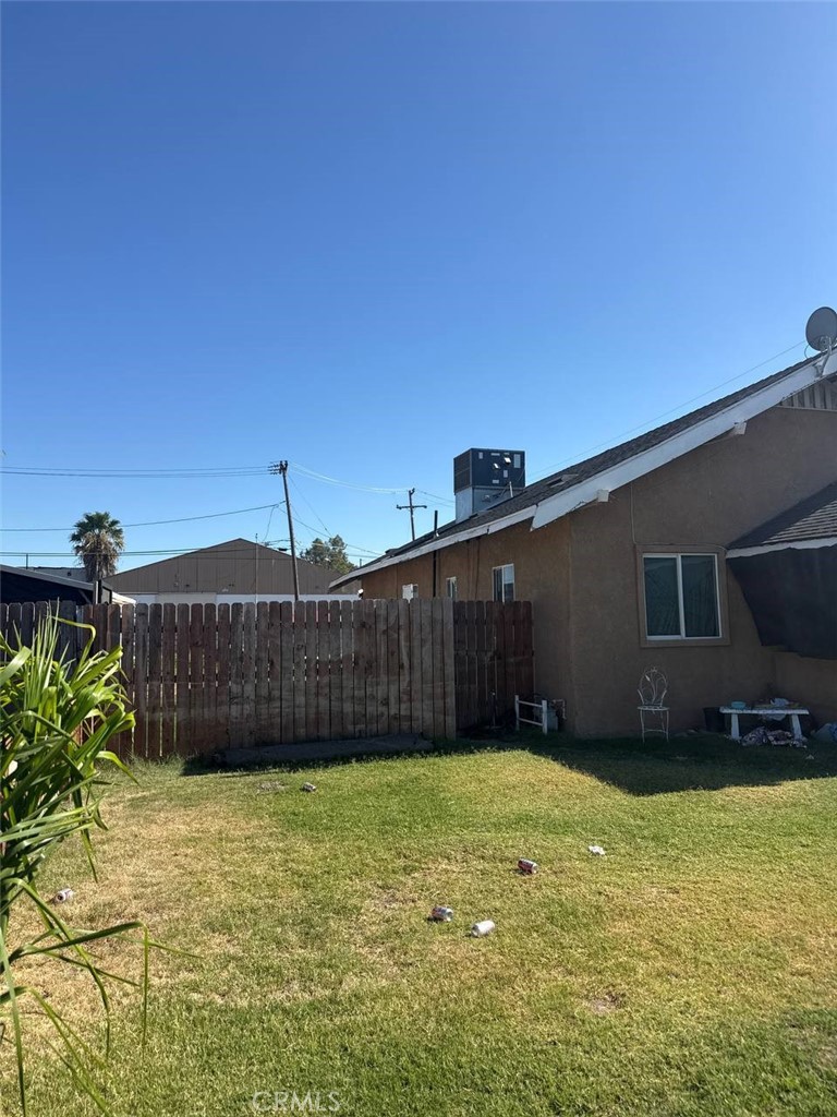 20391 3rd Property Photo 4