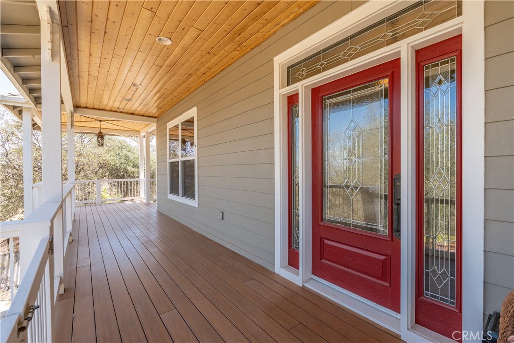42158 John Muir Drive Property Photo 8