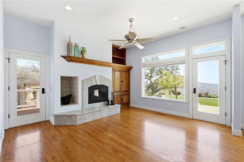 42158 John Muir Drive Property Photo 10