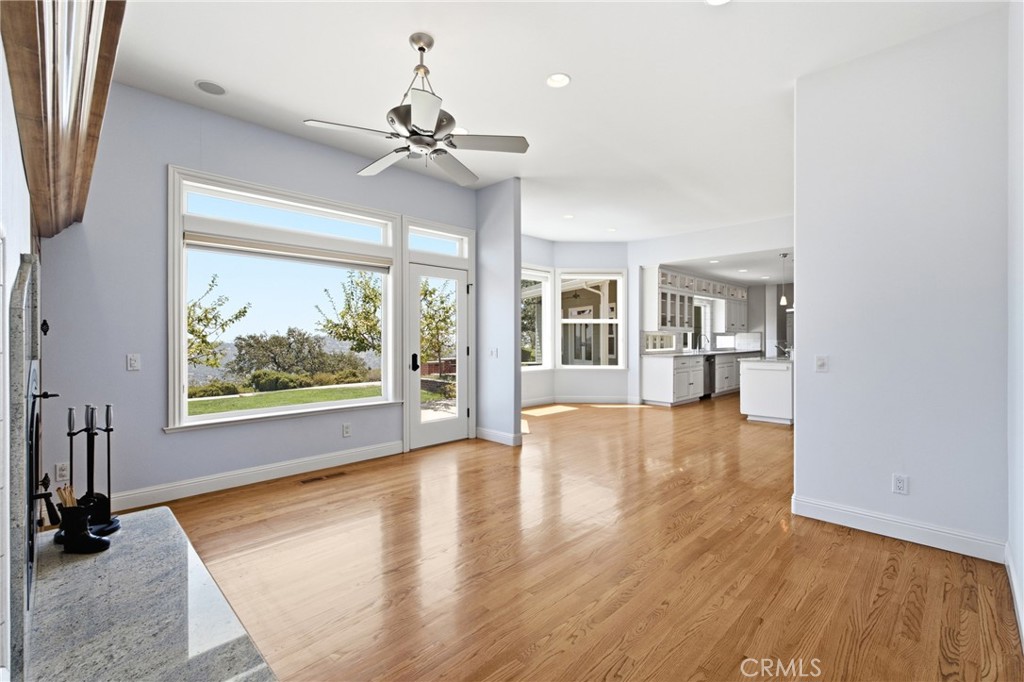 42158 John Muir Drive Property Photo 11
