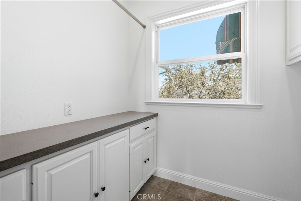 42158 John Muir Drive Property Photo 27