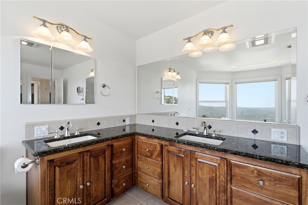 42158 John Muir Drive Property Photo 44
