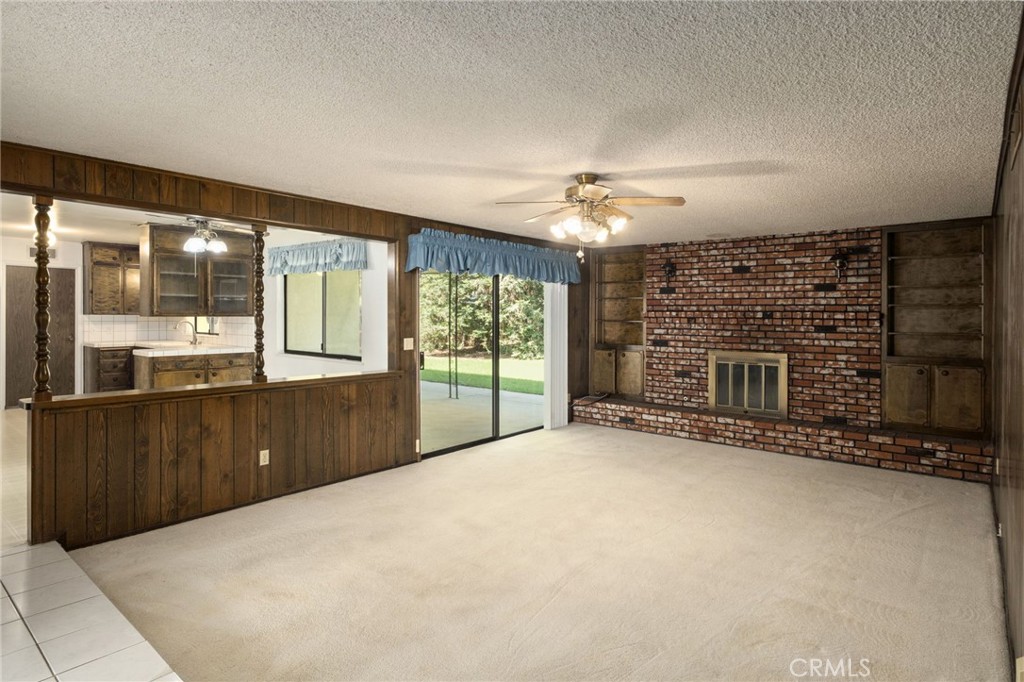 6697 N Teilman Property Photo 9