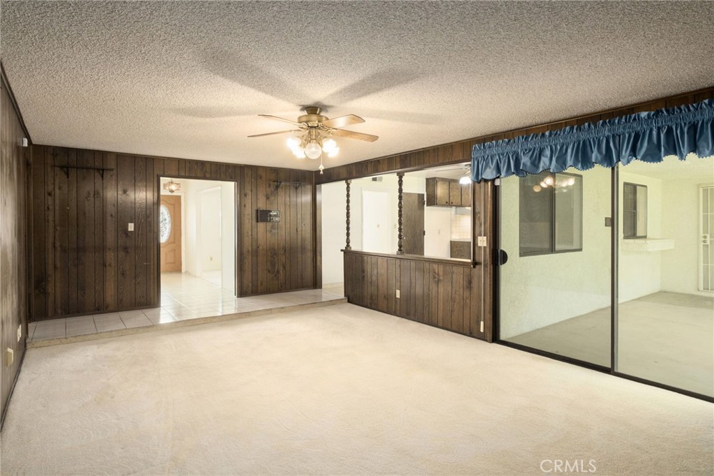 6697 N Teilman Property Photo 11