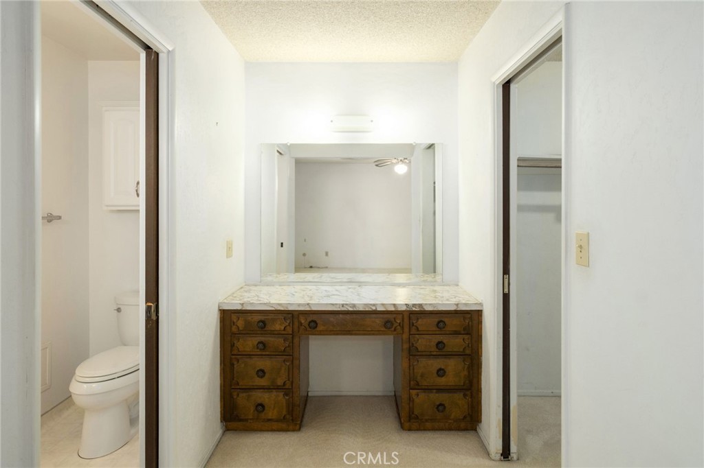 6697 N Teilman Property Photo 21