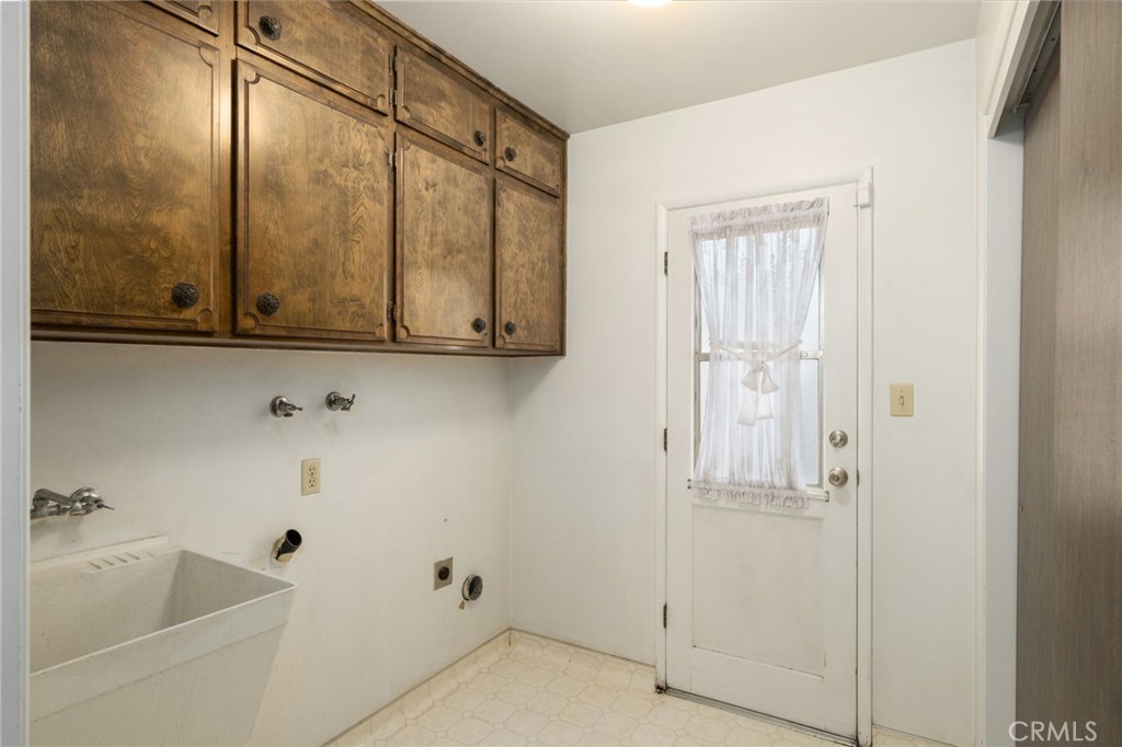 6697 N Teilman Property Photo 27