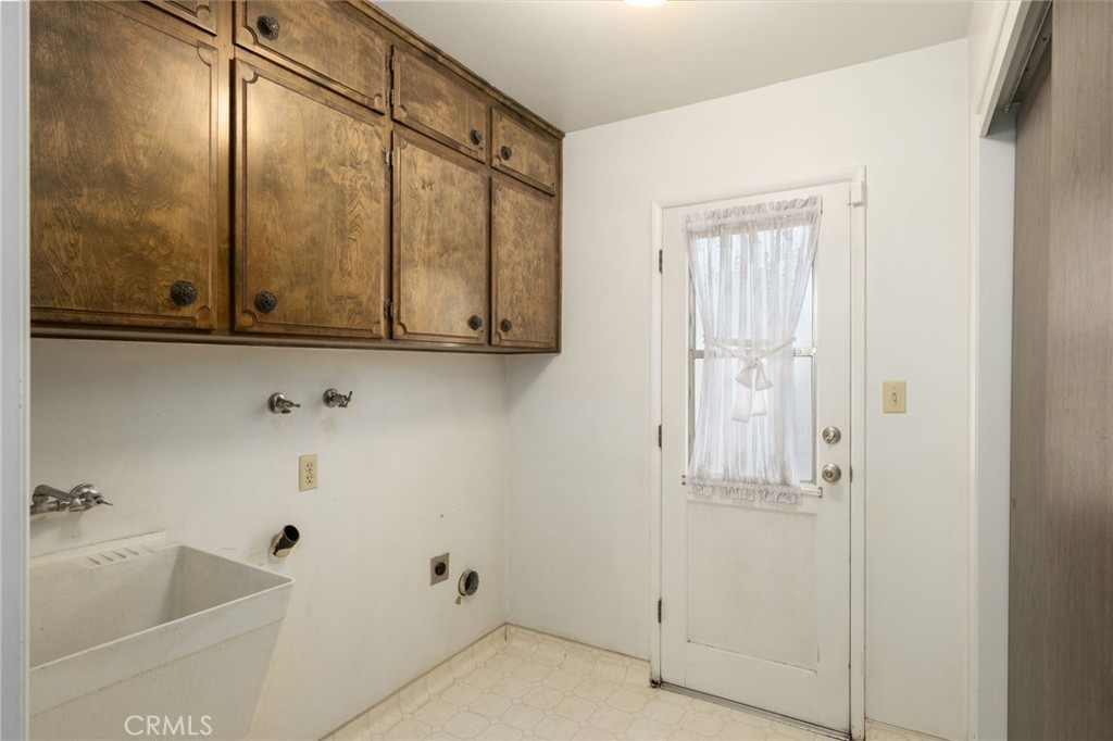6697 N Teilman Property Photo 27